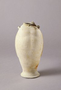 Tang treasure ceramic vase